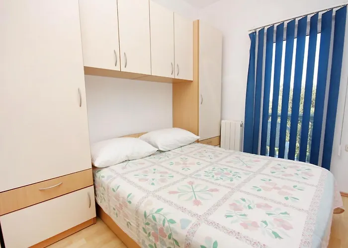 Апартаменты With Parking Spaces Bibinje, Zadar - 5753 Бибинье
